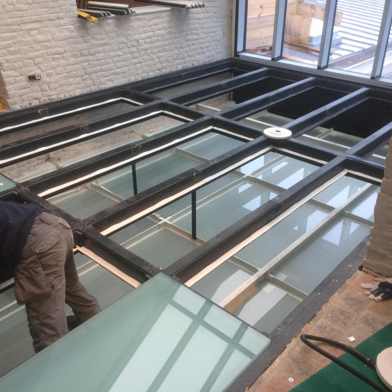 montage glazen vloer