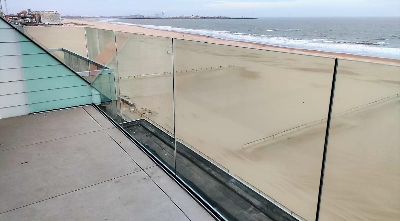 Glazen terrasbalustrade