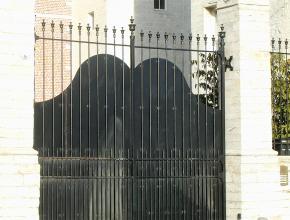 Smeedijzeren poort